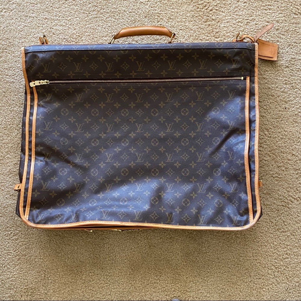 Vintage 90’s Louis Vuitton Garment Bag